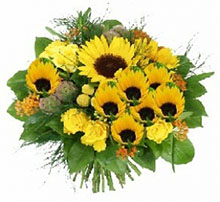 Bouquet sunflowers and safari