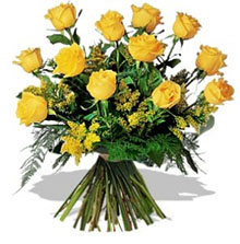 Bouquet with yellow roses