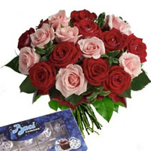Bouquet pink roses and red roses and kisses
